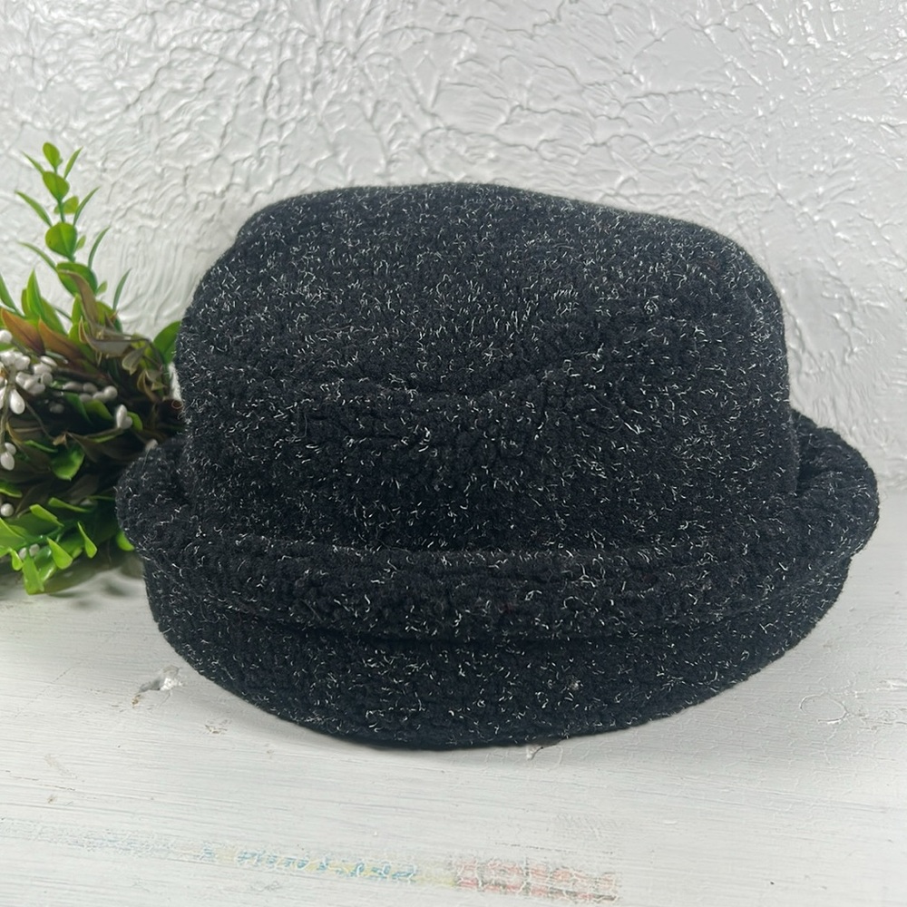 Black Textured Bucket Hat With White  Accents Retro Style Bucket hat - Picture 4 of 15